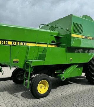 Зерноуборочный комбайн John Deere 1075, 1984 г.в, б/у