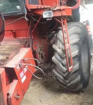 Зерноуборочный комбайн Case IH 1680, 1990 г.в, 4000 м/ч, б/у