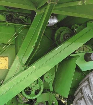 Зернозбиральний комбайн John Deere 1042, 1985 р.в, 2071 м/год, б/в