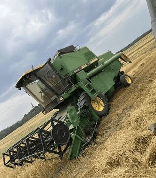 Зернозбиральний комбайн John Deere 1085 Hydro 4, 1988 р.в, 4300 м/год, б/в