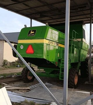 Зерноуборочный комбайн John Deere 1075, 1987 г.в, 5000 м/ч, б/у