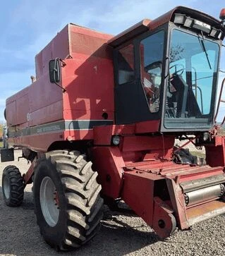 Зерноуборочный комбайн Case IH 1680, 1992 г.в, 5000 м/ч, б/у