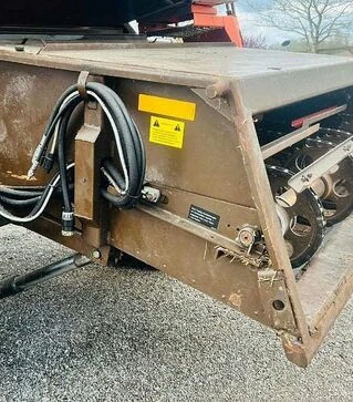 Зерноуборочный комбайн Dronningborg D9000, 2000 г.в, 5000 м/ч, б/у