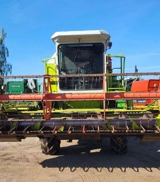 Зернозбиральний комбайн Claas Dominator 68 1995 р.в, 5000 м/год, б/в