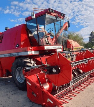 Зерноуборочный комбайн Massey Ferguson 27 XP, 1990 г.в, 5000 м/ч, б/у