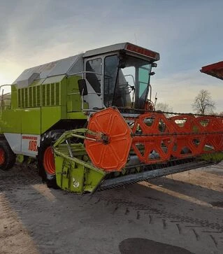 Зерноуборочный комбайн Claas Dominator 108 SL, 1989 г.в, 5000 м/ч, б/у