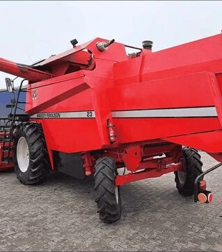 Зернозбиральний комбайн Massey Ferguson 23, 1995 р.в, 5000 м/год, б/в