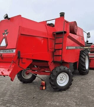 Зернозбиральний комбайн Massey Ferguson 23, 1995 р.в, 5000 м/год, б/в