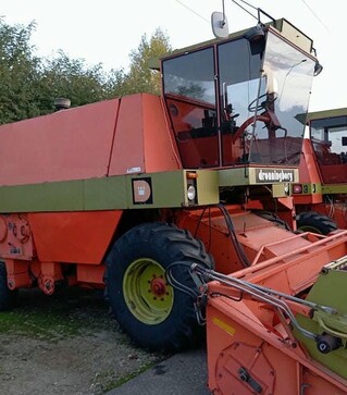 Зерноуборочный комбайн Dronningborg D7000, 1986 г.в, 5000 м/ч, б/у
