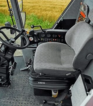 Зерноуборочный комбайн Massey Ferguson 7238, 2001 г.в, 1608 м/ч, б/у