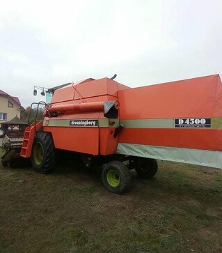Зернозбиральний комбайн Dronningborg D4500, 1986 р.в, 5000 м/год, б/в
