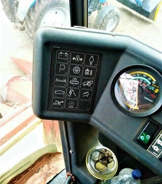 Зерноуборочный комбайн New Holland TC 57, 1997 г.в, 2826 м/ч, б/у