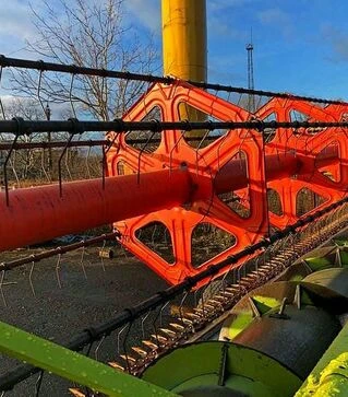 Зерноуборочный комбайн Claas Mega 204, 1998 г.в, 5360 м/ч, б/у