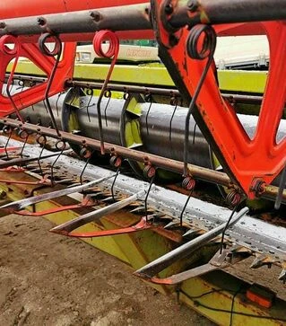 Зерноуборочный комбайн Claas Lexion 460, 2001 г.в, 4810 м/ч, б/у
