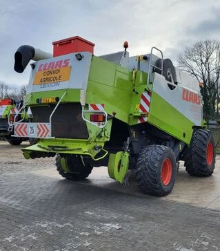 Зерноуборочный комбайн Claas Lexion 460, 2001 г.в, 6900 м/ч, б/у