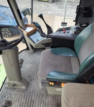 Зерноуборочный комбайн Claas Lexion 460, 2001 г.в, 6900 м/ч, б/у