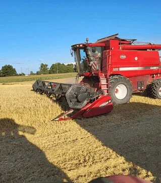 Зерноуборочный комбайн Case IH 2388, 2004 г.в, 5599 м/ч, б/у