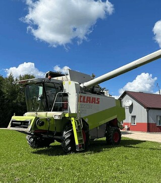 Зернозбиральний комбайн Claas Lexion 450, 2001 р.в, 2780 м/год, б/в