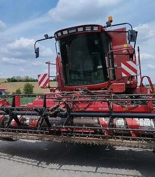 Зерноуборочный комбайн Case IH 2388, 2004 г.в, 2790 м/ч, б/у