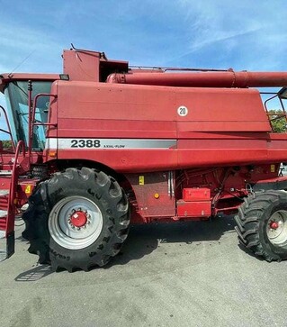 Зернозбиральний комбайн Case IH 2388, 2002 р.в, 3720 м/год, б/в