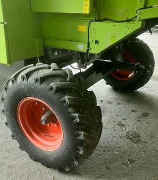 Зернозбиральний комбайн Claas Dominator 130, 2006 р.в, 1125 м/год, б/в