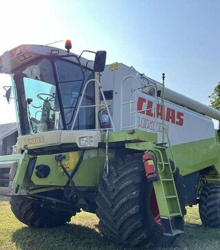 Зерноуборочный комбайн Claas Lexion 460, 1999 г.в, 4032 м/ч, б/у
