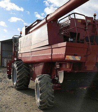 Зерноуборочный комбайн Case IH 2388, 2005 г.в, 3950 м/ч, б/у