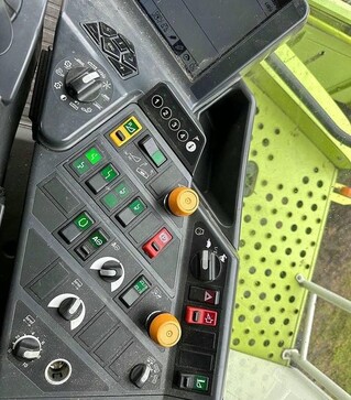 Зерноуборочный комбайн Claas Lexion 600, 2007 г.в, 3570 м/ч, б/у