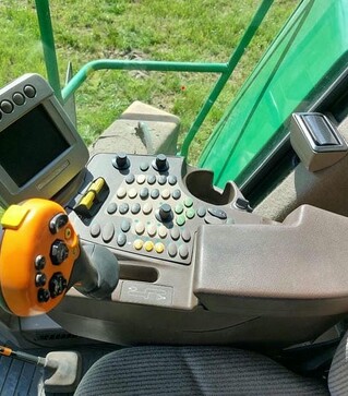 Зерноуборочный комбайн John Deere S 560, 2009 г.в, 2570 м/ч, б/у