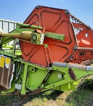 Зерноуборочный комбайн Claas Lexion 480, 2001 г.в, 3064 м/ч, б/у