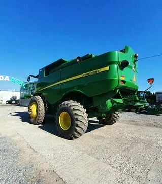 Зернозбиральний комбайн John Deere S 670, 2013 р.в, 2581 м/год, б/в