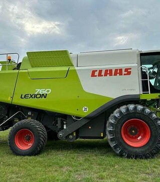 Зерноуборочный комбайн Claas Lexion 760, 2011 г.в, 2155 м/ч, б/у