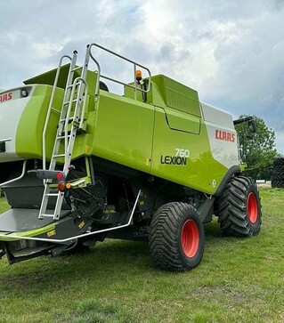 Зерноуборочный комбайн Claas Lexion 760, 2011 г.в, 2155 м/ч, б/у