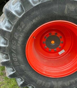 Зерноуборочный комбайн Claas Lexion 760, 2011 г.в, 2155 м/ч, б/у