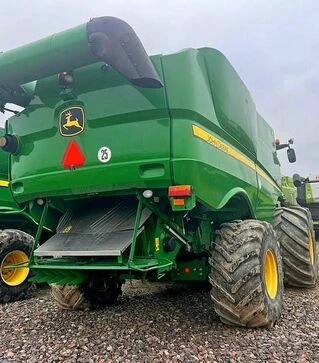 Зерноуборочный комбайн John Deere S680, 2012 г.в, 2250 м/ч, б/у