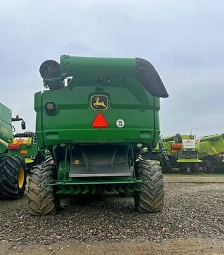 Зерноуборочный комбайн John Deere S680, 2012 г.в, 2250 м/ч, б/у