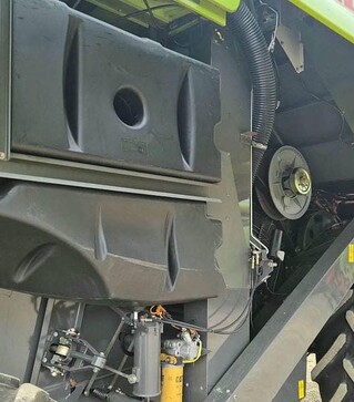 Зернозбиральний комбайн Claas Lexion 630, 2013 р.в, 879 м/год, б/в