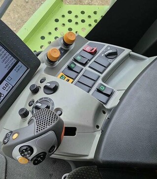 Зернозбиральний комбайн Claas Lexion 630, 2013 р.в, 879 м/год, б/в