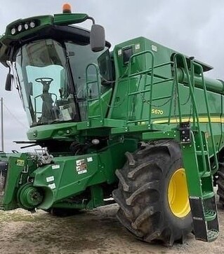 Зерноуборочный комбайн John Deere S670, 2015 г.в, 2606 м/ч, б/у