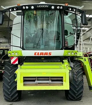Зернозбиральний комбайн Claas Lexion 670, 2015 р.в, 1480 м/год, б/в