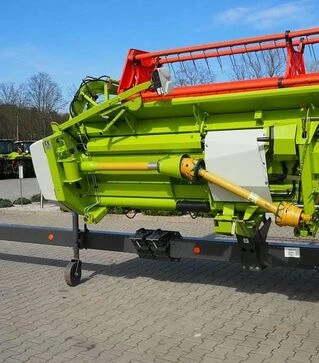 Зерноуборочный комбайн Claas Lexion 630 Montana, 2017 г.в, 1999 м/ч, б/у
