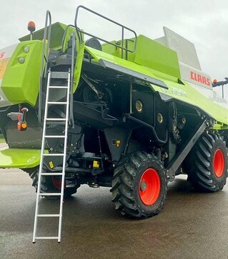 Зернозбиральний комбайн Claas Lexion 750, 2014 р.в, 2063 м/год, б/в