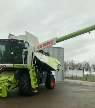 Зернозбиральний комбайн Claas Lexion 750, 2014 р.в, 2063 м/год, б/в