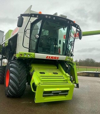 Зернозбиральний комбайн Claas Lexion 750, 2014 р.в, 2063 м/год, б/в
