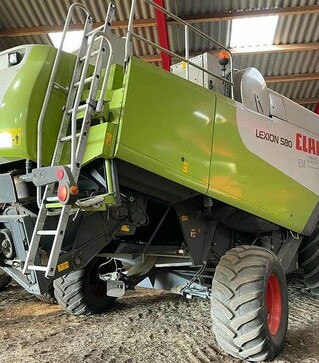 Зернозбиральний комбайн Claas Lexion 580, 2005 р.в, 2932 м/год, б/в