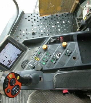Зерноуборочный комбайн CAT Lexion 580R, 2010 г.в, 2917 м/ч, б/у