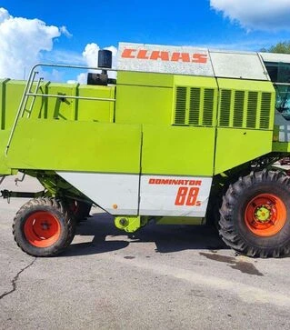 Зернозбиральний комбайн Claas Dominator 98 SL, 1986 р.в, 3773 м/год, б/в