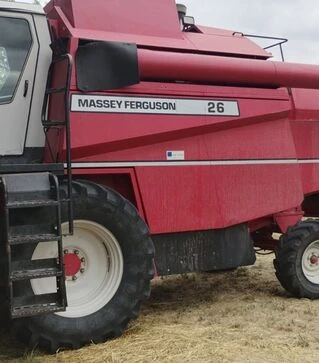 Зернозбиральний комбайн Massey Ferguson 26, 1996 р.в, 3000 м/год, б/в