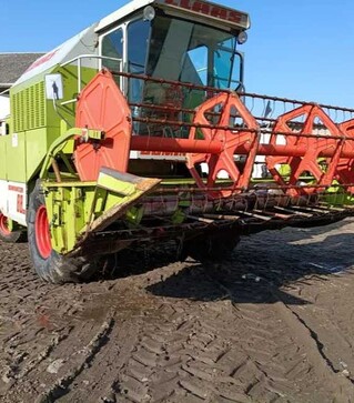 Зерноуборочный комбайн Claas Dominator 88, 1989 г.в, 5000 м/ч, б/у