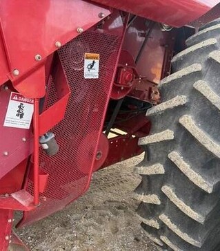 Зерноуборочный комбайн Case IH 2588, 2007 г.в, 4706 м/ч, б/у